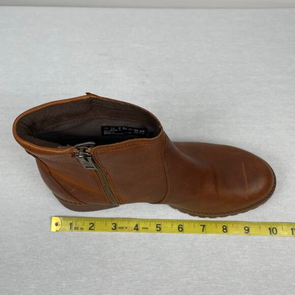 Timberland Brown Leather Ankle Booties - Women's Size 6.5 - Picture 8 of 8